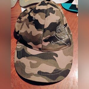 Camouflage Baseball Cap with Rhinestones (1000)